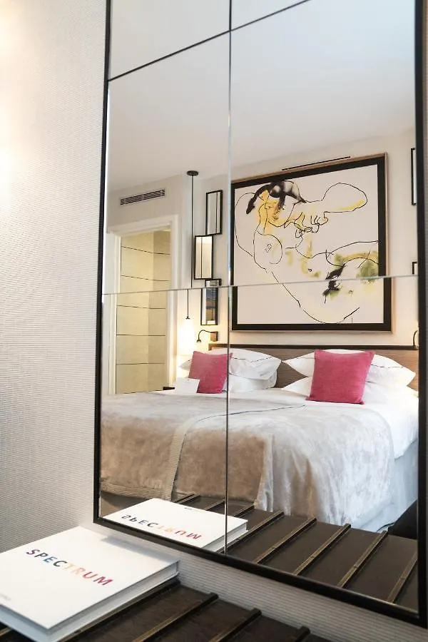 Balmoral Champs Elysees Paris Hotel